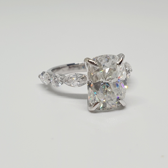 4.50 Ct Elongated Cushion Cut Moissanite Ring - Picture 3 of 11